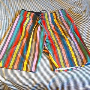 Lululemon mens bathing suit board short style, 38 XL